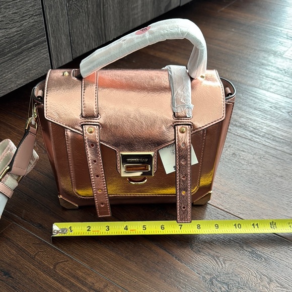 Michael Kors NWT Primrose Gold Medium Satchel with Vintage Trunk Design - Picture 9 of 14